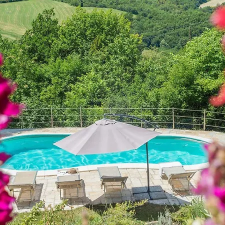 Petra 3* Acqualagna