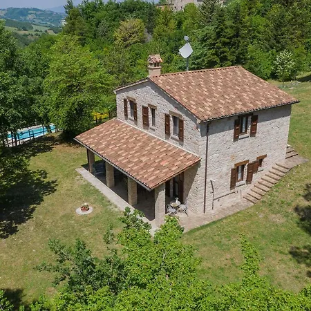 Villa Petra Acqualagna